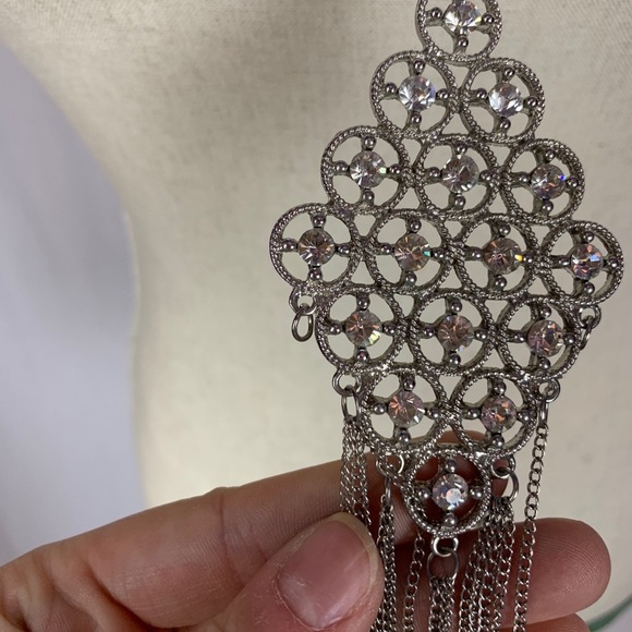 Long necklace - Picture 3 of 5